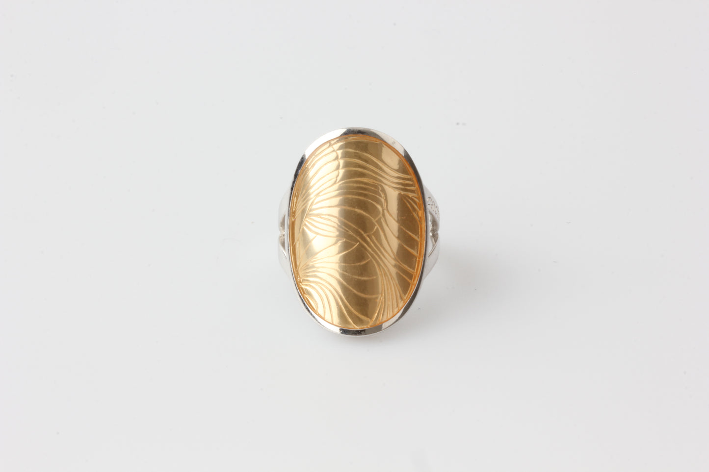 Cacharel Ring