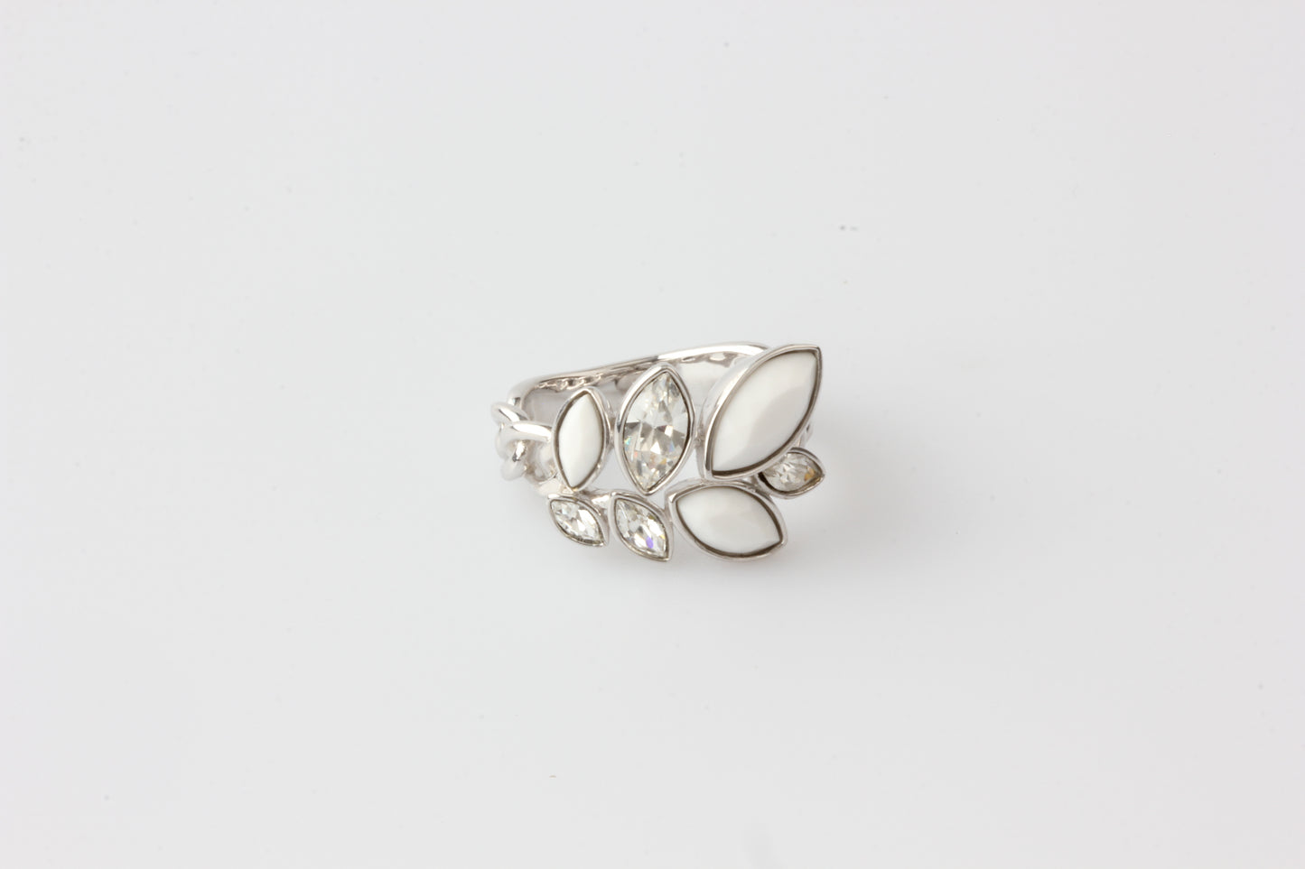 Cacharel Ring