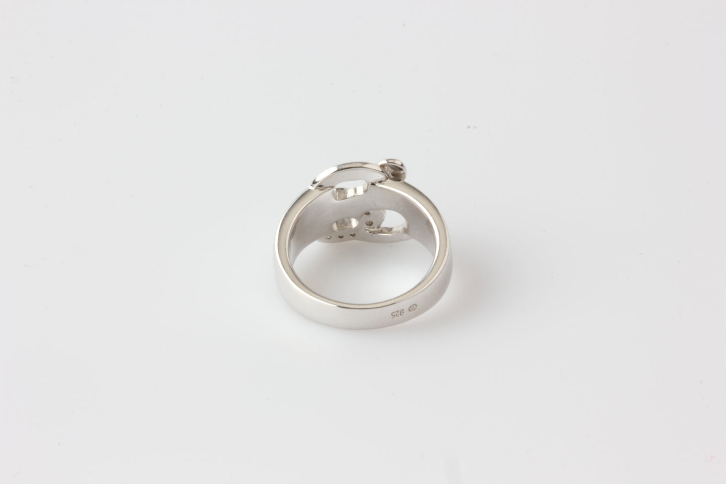Cacharel ring